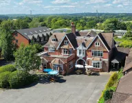 The Hickstead Hotel By Uno-FREE PARKING - bar