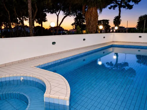 Renova Residence - Pools
