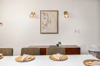 Sleeps 10 - Pool - Hot Tub - Fire Pit - Playground - Kitchen