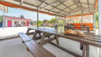 Samcheok Greenhyang Pension - Pet friendly