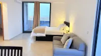 JoLi Beach House - Spacious Second Floor T0 Suite with Beatiful View - Apartments