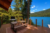 Alpine Lake Escape on Fish Lake 3 Bedroom Home by NW Comfy Cabins by RedAwning - Alppimaja