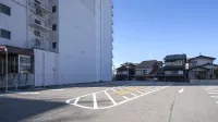 Hotel Econo Higashi Kanazawa - parcheggio