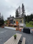 Orange Poppy - Seward Alaska Modern Forest Tiny Home Retreat Near Kenai Fjords - Chalets