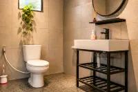 Urbanview Hotel Kalaras & Mini Zoo Cijeruk Bogor - Family