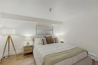Renovated 1BR Ski-in/out Flat at Base of Alyeska - Wifi