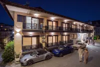 Hotel Petunia - 2-Star