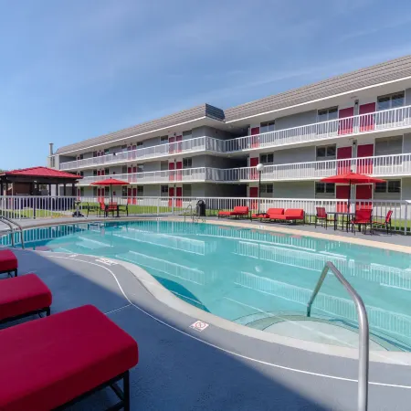 Equus Inn I75