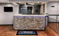 Americas Best Value Inn Knoxville Downtown North - parking