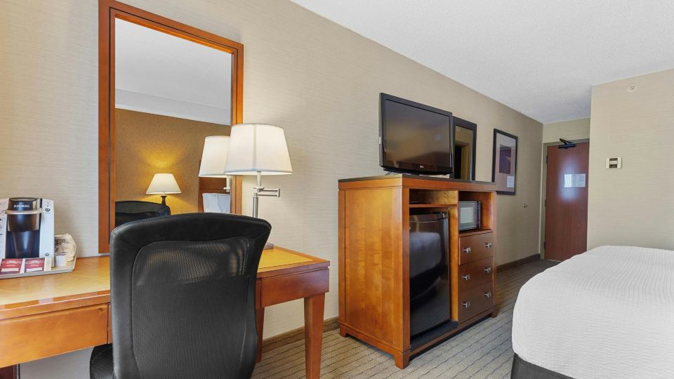 Sandman Hotel & Suites London Downtown