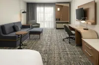 Courtyard Houston City Place - 3-Star