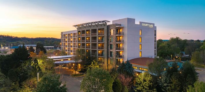 Courtyard Pigeon Forge Hotels in Sevier County