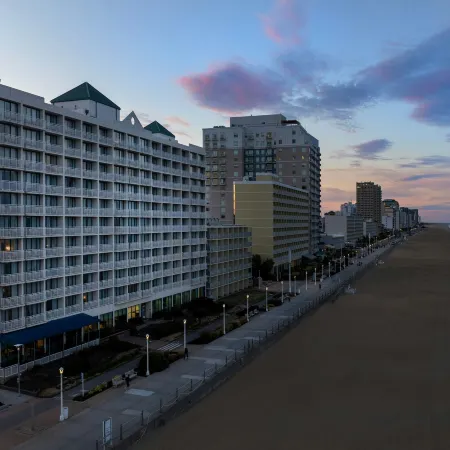 Courtyard Virginia Beach Oceanfront/South