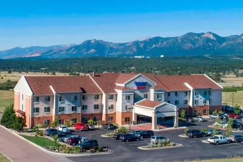 Fairfield Inn & Suites Colorado Springs North/Air Force Academy - parking