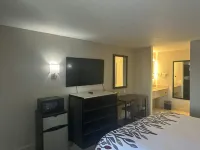 Red Roof Inn Media, PA - Pet friendly