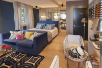 Eight Hotel Paraggi - 5-Star
