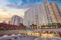 Omni Los Angeles Hotel - Rooftop Pools