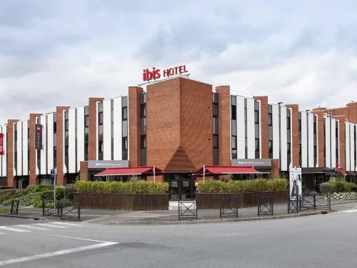 Ibis Évry-Courcouronnes - parcheggio