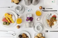 Hotel & Spa Real Ciudad de Zaragoza - sarapan