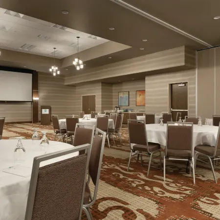 Embassy Suites by Hilton Akron Canton Airport