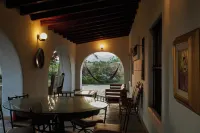 Nature Retreat 4BR with Pool in Cañete - homestay