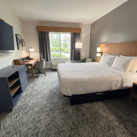 Country Inn & Suites by Radisson, Lima, Oh