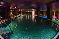 AZ Hôtels Vieux Kouba - piscina