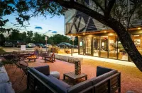 South Austin Condo - Homestays