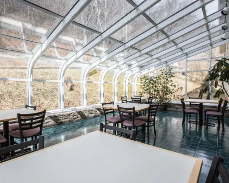 Super 8 by Wyndham Cherokee