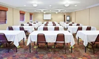 Holiday Inn Express Portland South - Lake Oswego Hotels in Tualatin