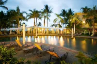 Coral Sands Beachfront Resort Hotels in der Nähe von Yorkeys Knob Foreshore Park