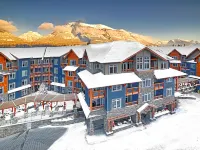 集團黑石山林小屋飯店 Quarry Lake附近的飯店