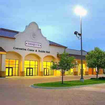 Hampton Inn & Suites Dallas-Mesquite Hotel Exterior