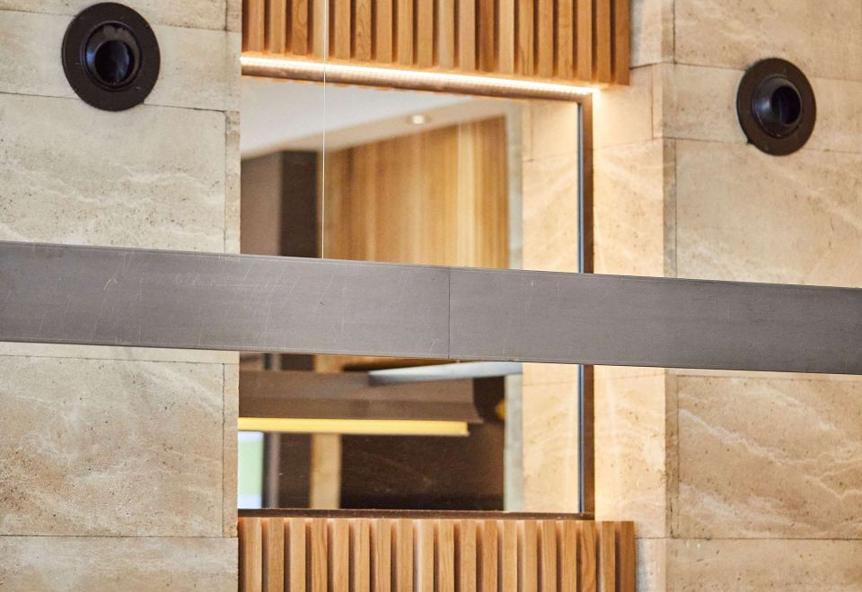 Silken Reino De Aragon HotelOver view