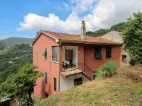 Cristina Hotel in zona Punta Baffe - Punta Moneglia - Val Petronio