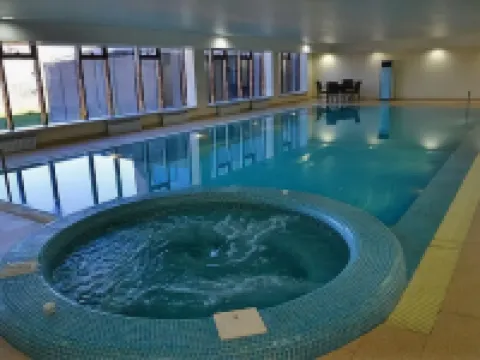 希姆肯特希爾頓逸林酒店 奇姆肯特酒店