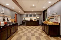 Hampton Inn-DeKalb (Near the University)
