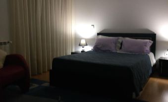 Double Room Two Steps from Burgaes River Beach and Swimming Pool