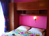 Spacious and Sunny Apartment, Island Rab 캄포르 호텔