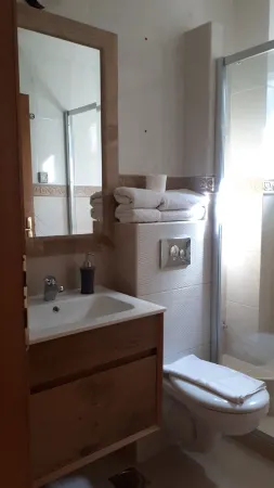 Levantin Inn 1/2 Room N.12