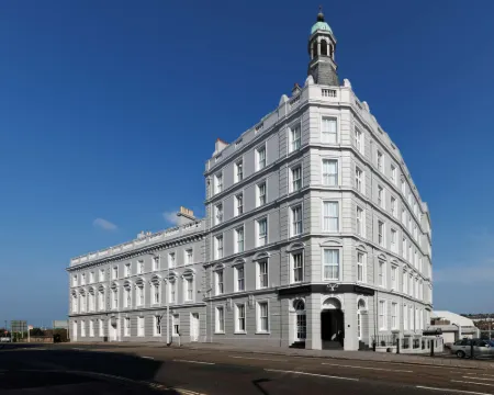 新大陸，貝斯特韋斯特Sure精選酒店 普利茅斯酒店