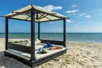 El Beso Adults Only at Ocean Riviera Paradise All Inclusive - Beach