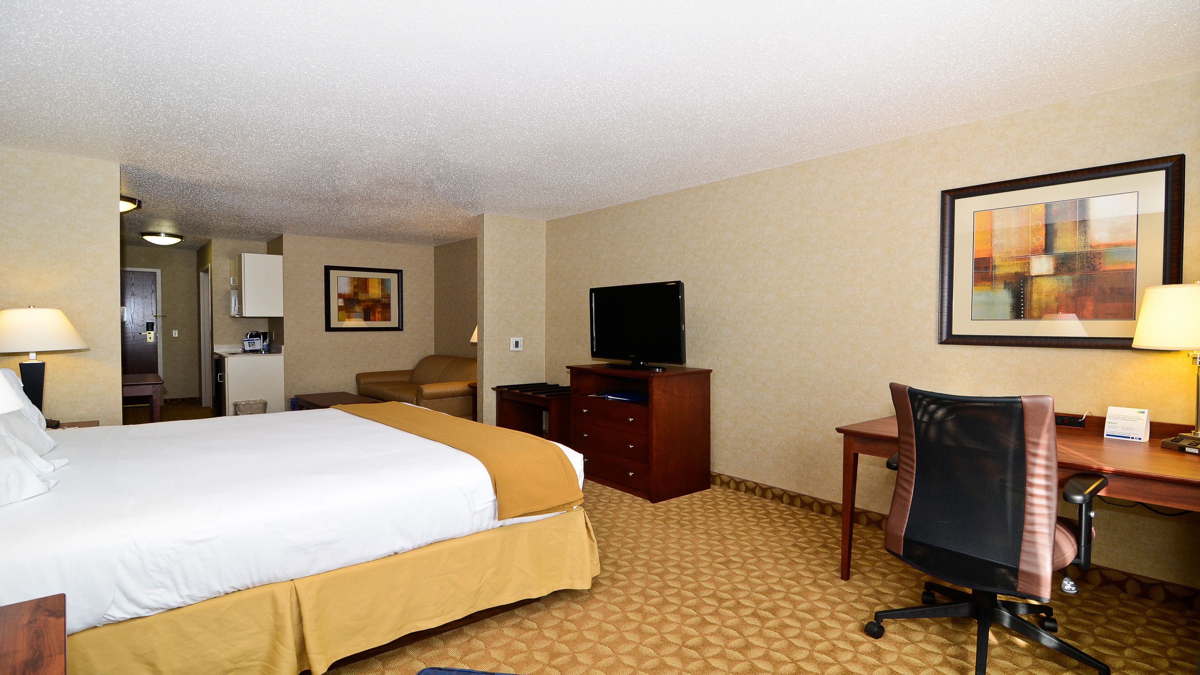 Holiday Inn Express Hotel & Suites Fort Atkinson, an Ihg Hotel