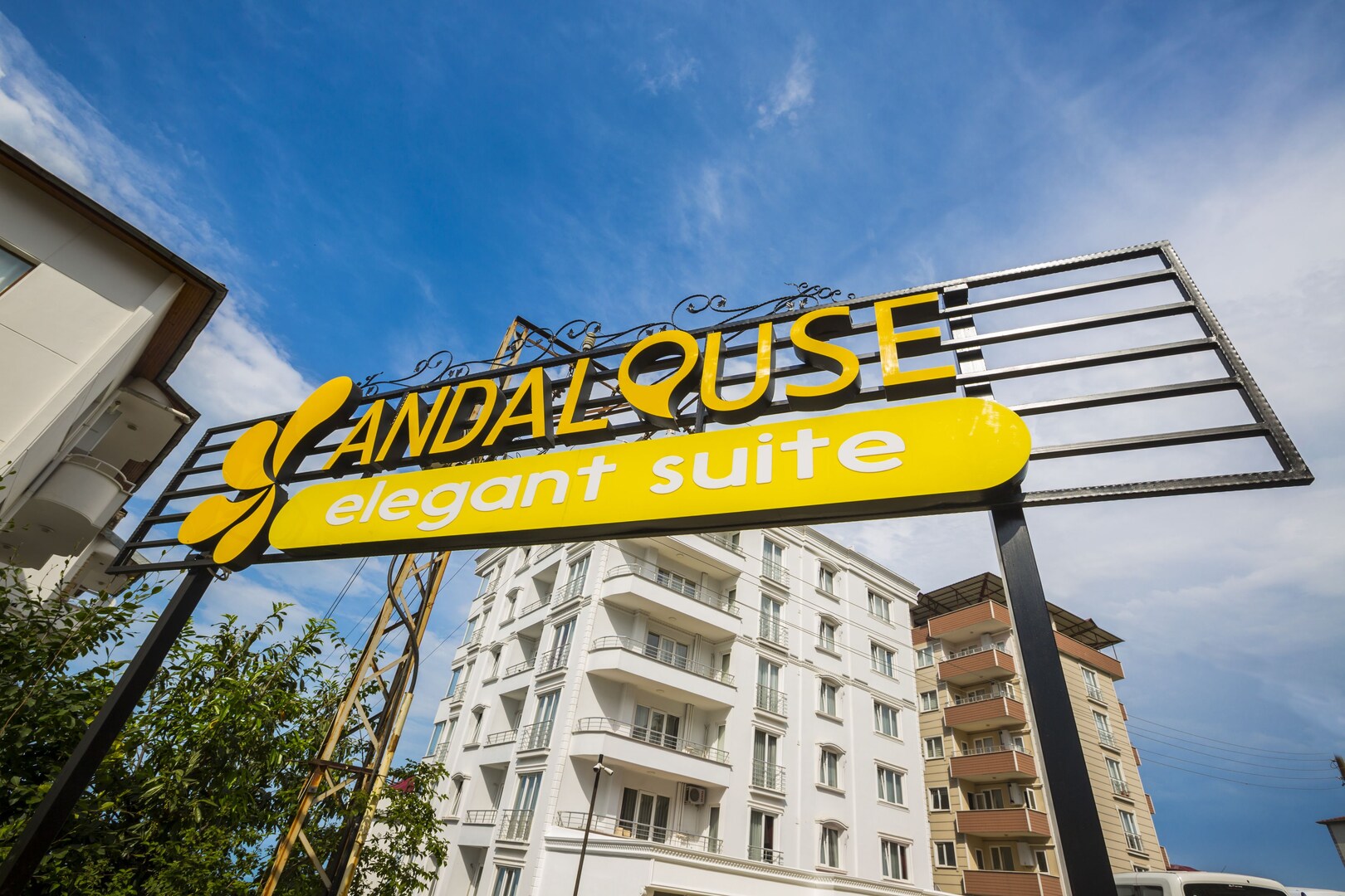 Andalouse Elegante Suite Hotel