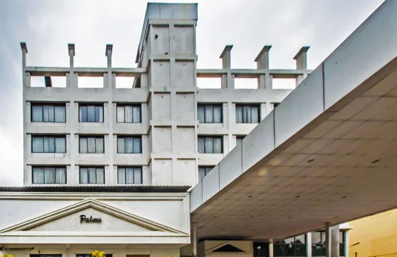 納斯科麗晶度假品質酒店