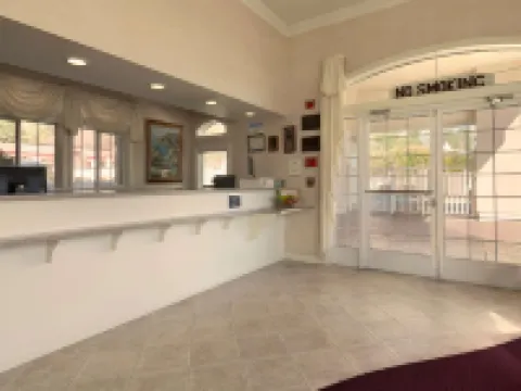 雷丁加利福尼亞州Travelodge by Wyndham 雷丁酒店