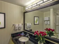 Fairfield Inn & Suites Washington, DC/New York Avenue Hotels near Downtown D.C.