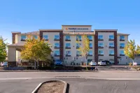 Comfort Inn & Suites Salem Hotels in Keizer