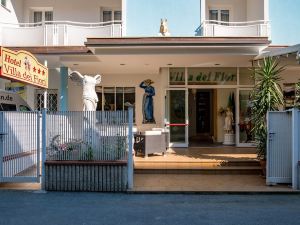 Hotel Villa dei Fiori - Sul Mare Con Piscina