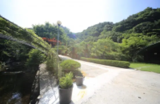 Jinan Cheonsang Demi Pension